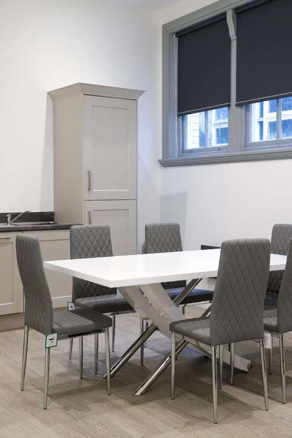 16 Queen Avenue Collection By Happy Days Liverpool Exteriér fotografie